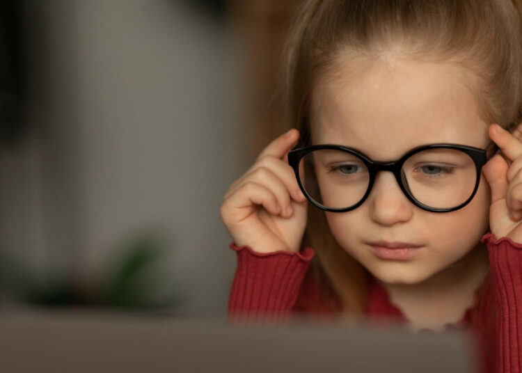 Here we discuss how to control Mobile and Television usage of child and minimize screen time