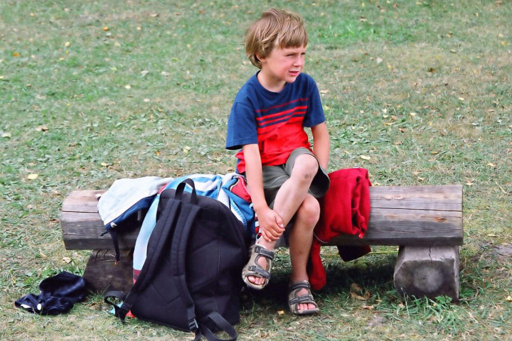 What are the reason of child's leg pain?