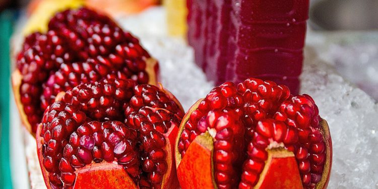 How Pomegranate is good for health?