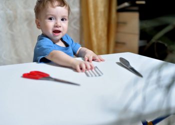 What are the 6 ways children get into Accidents